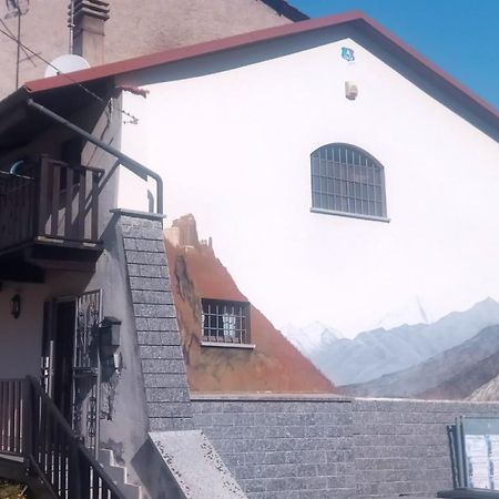 Vila Casa Del Rustico, Indipendente Vista Sacra Con Dipinto Caprie Exteriér fotografie