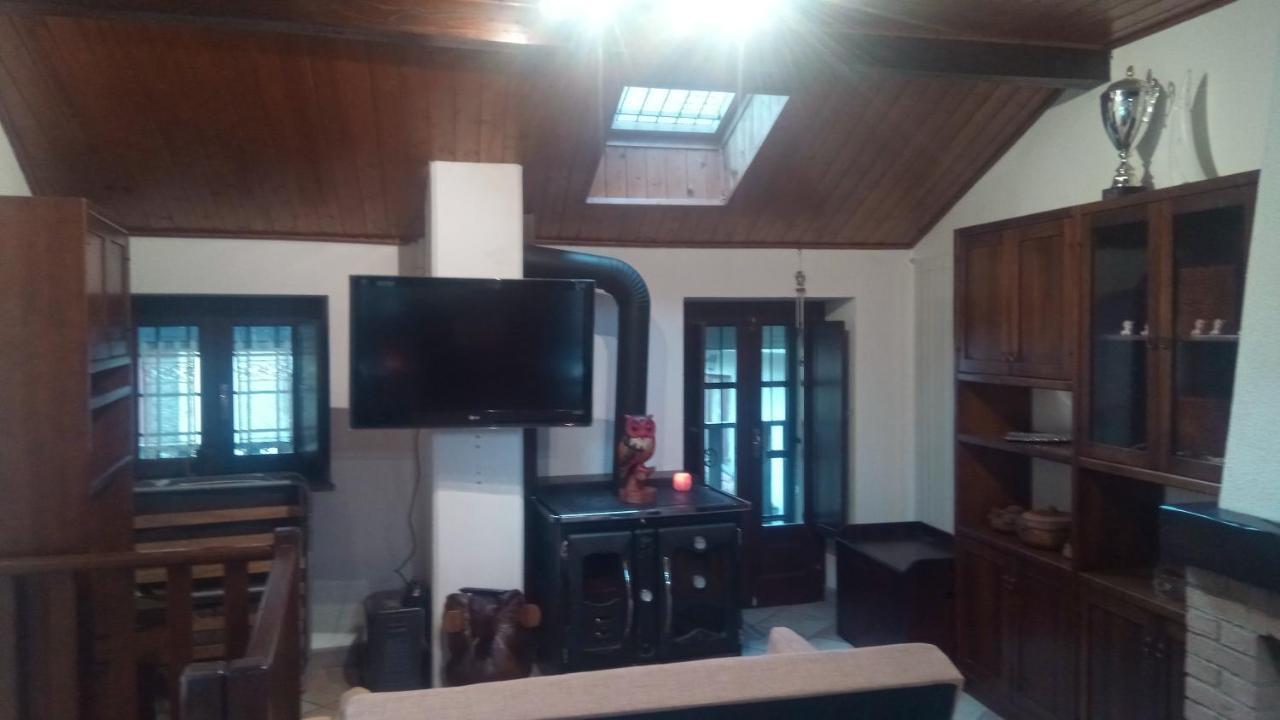 Vila Casa Del Rustico, Indipendente Vista Sacra Con Dipinto Caprie Exteriér fotografie