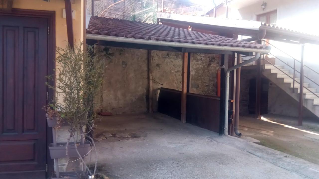 Vila Casa Del Rustico, Indipendente Vista Sacra Con Dipinto Caprie Exteriér fotografie